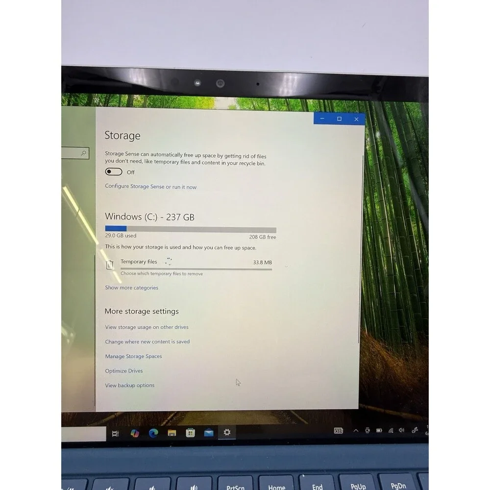 Microsoft Surface Pro 4 1724 Core i7-6650 2.20GHz 16GB 256GB keyboard, Charger